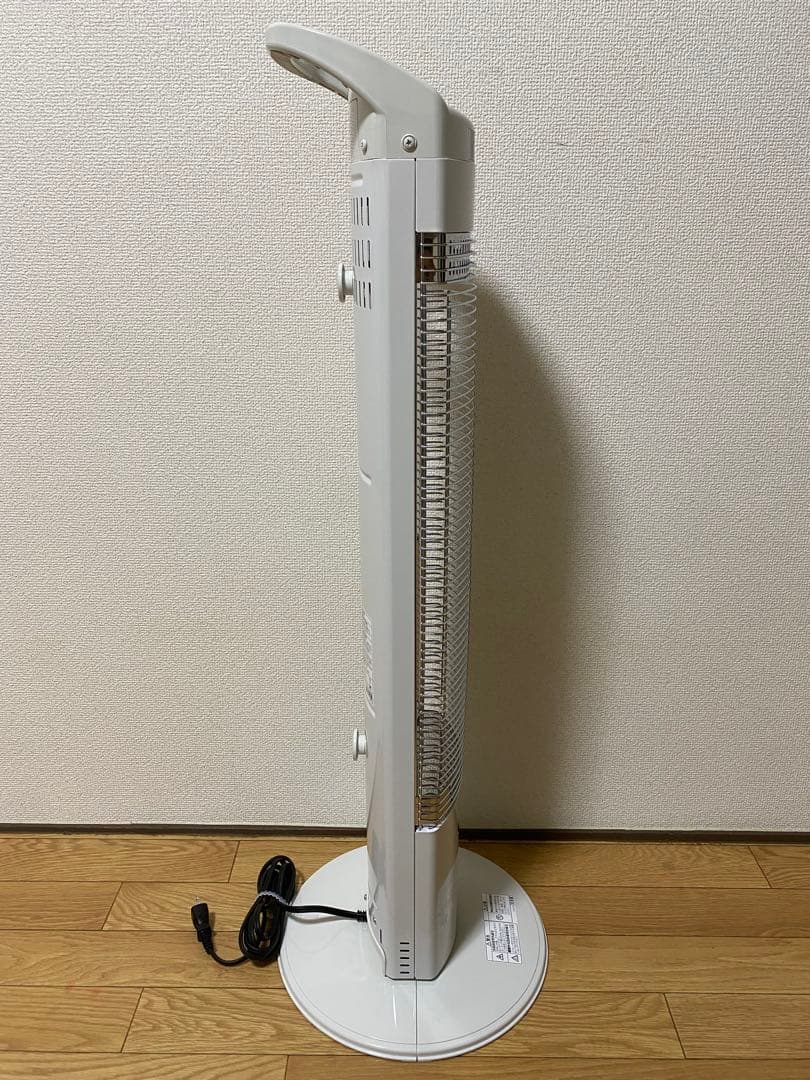 CORONA 遠赤外線ストーブ　DH-918R-Wコアヒートスリム