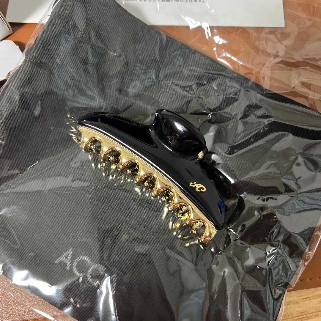 【新品未使用】ACCA バービー ヘア クリップ Mサイズ ブラック