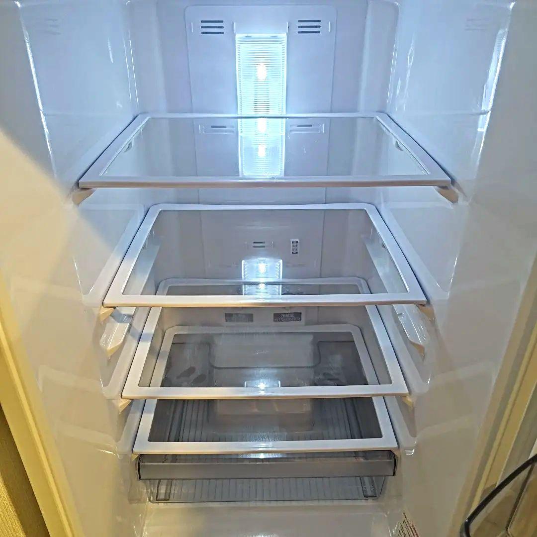 三菱ノンフロン冷凍冷蔵庫 形名　MR-P17G-W形