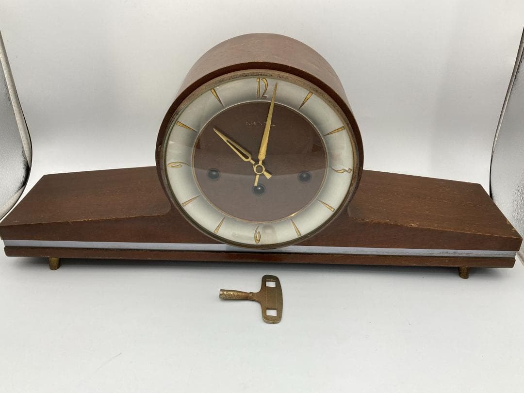 「2008」ドイツ製 Kienzle 木製置時計 アナログ式