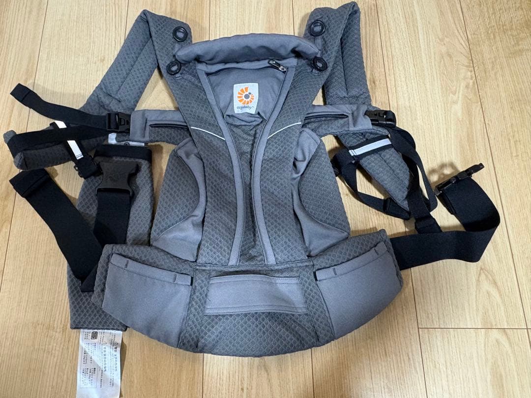 エルゴベビー オムニブリーズ　グラファイトグレー