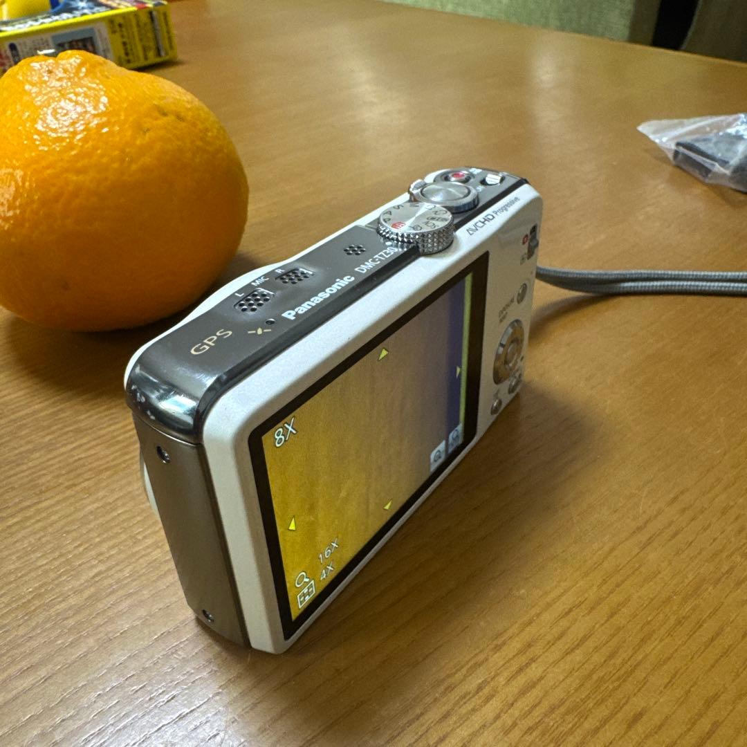 デジタルカメラ Panasonic DMC-TZ30