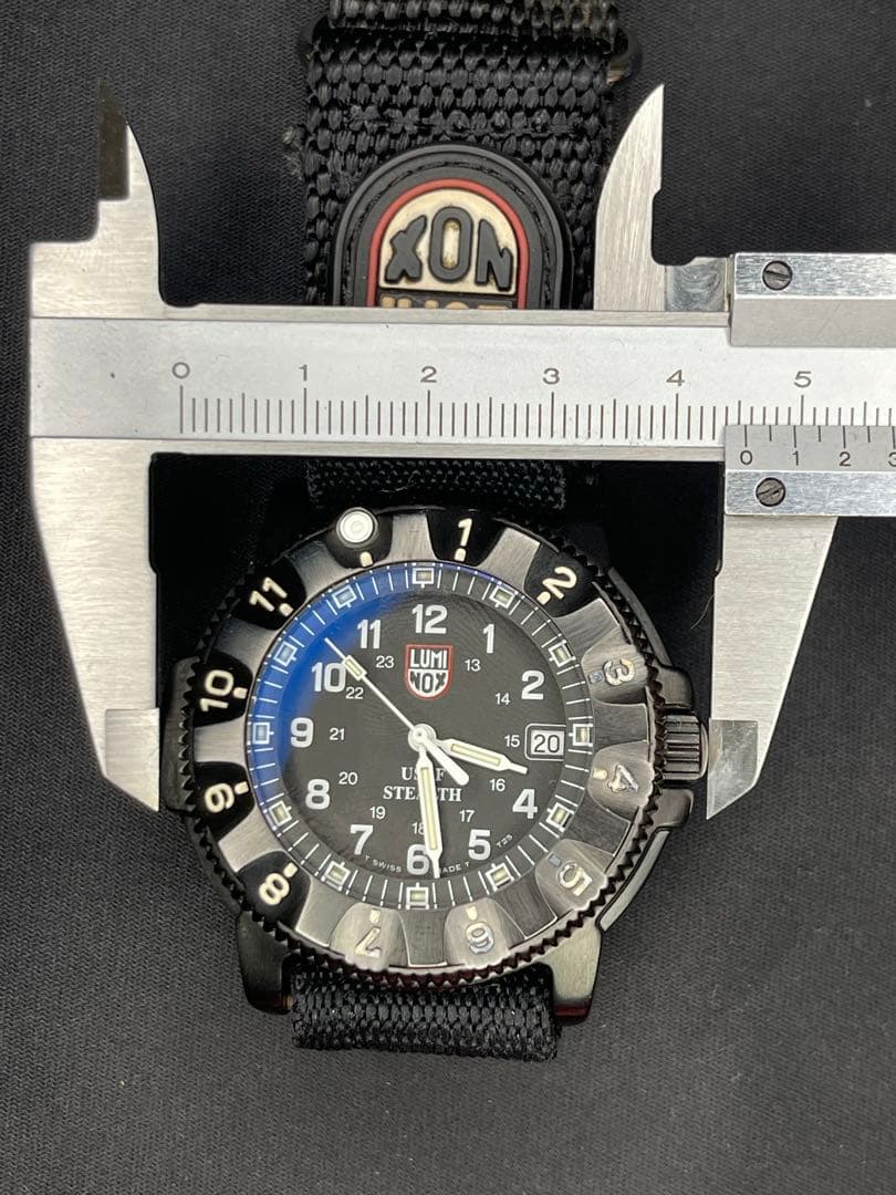 チャーリー　Luminox 3400シリーズ Stealth F-117
