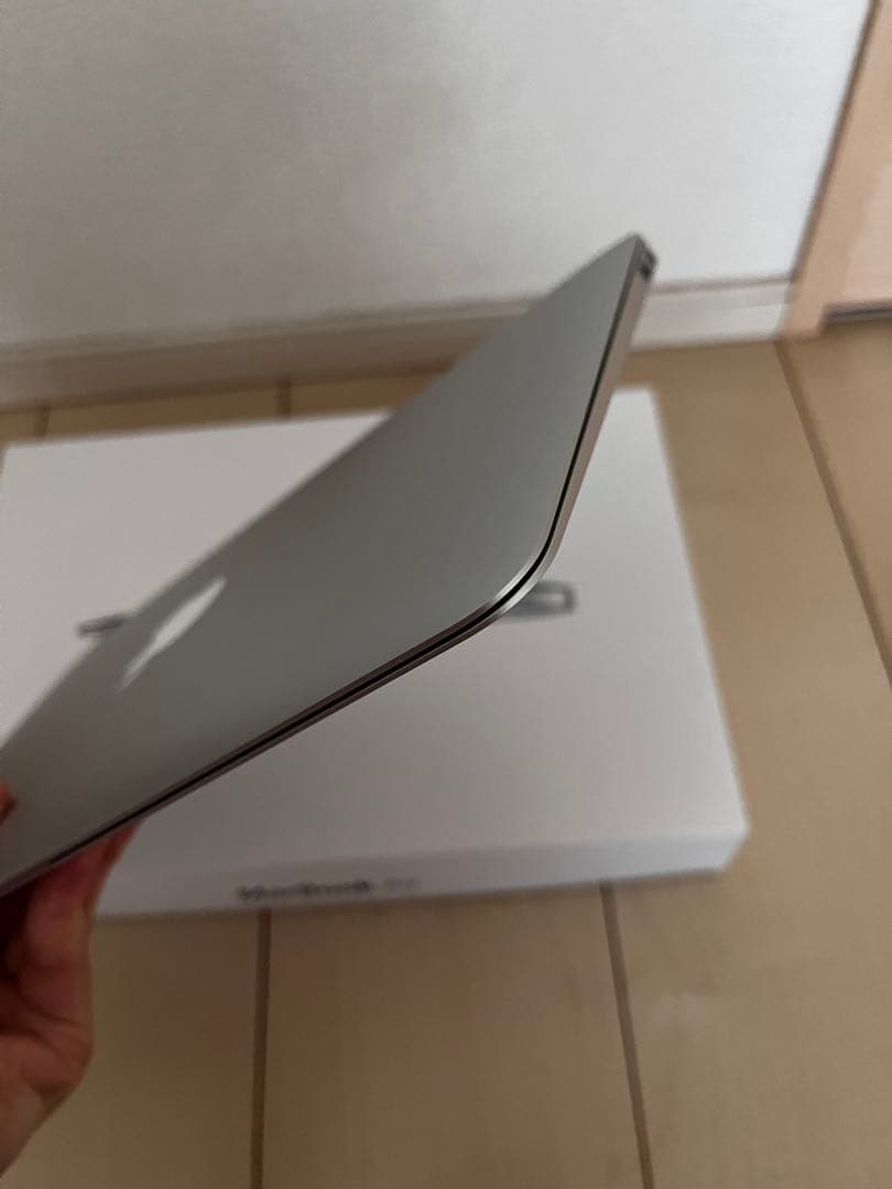 MacBook Air Core i5 (Mid-2013) 11インチ本体