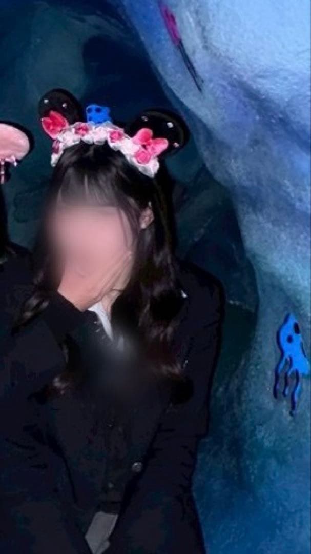 美品　ミニー　カチューシャ　バラ