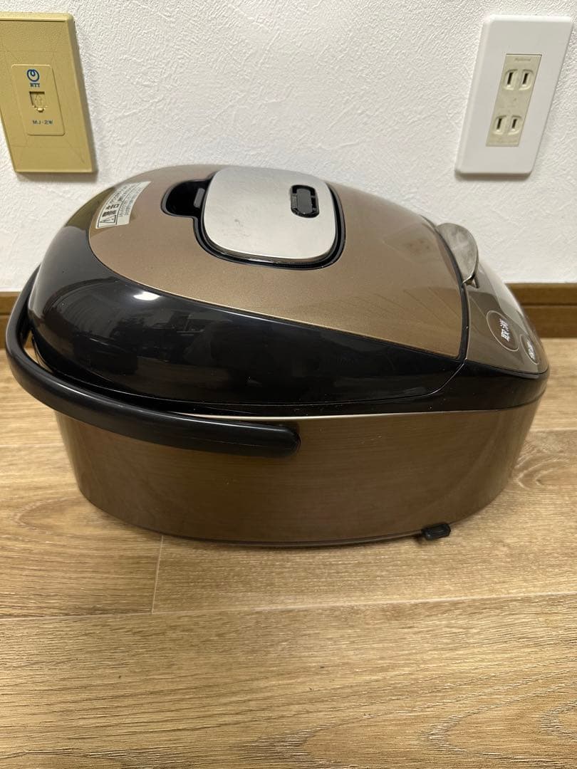 TIGER 炊飯器 5.5合 IH炊きたて JKT-M100 2020年製