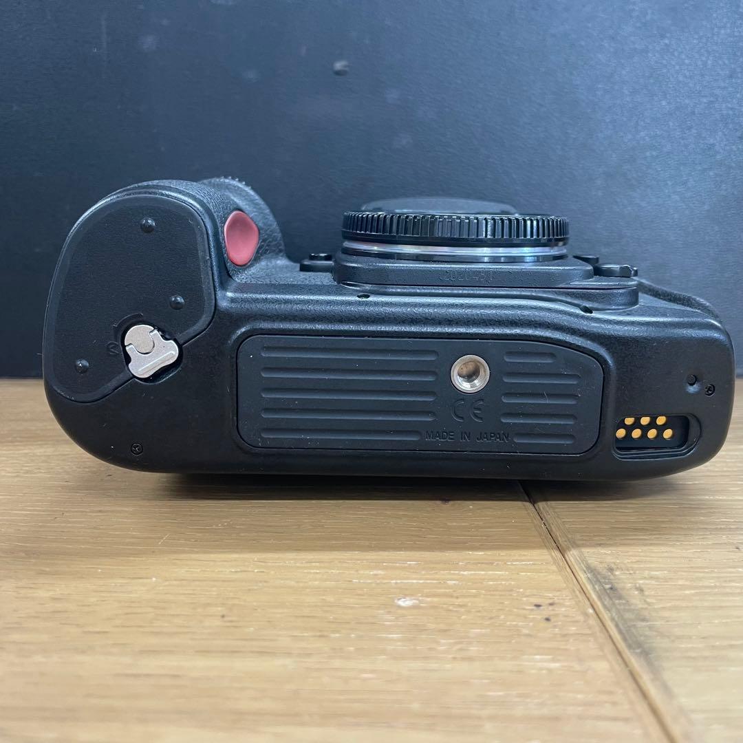 Nikon F100 ボディ 一眼レフ フィルムカメラ