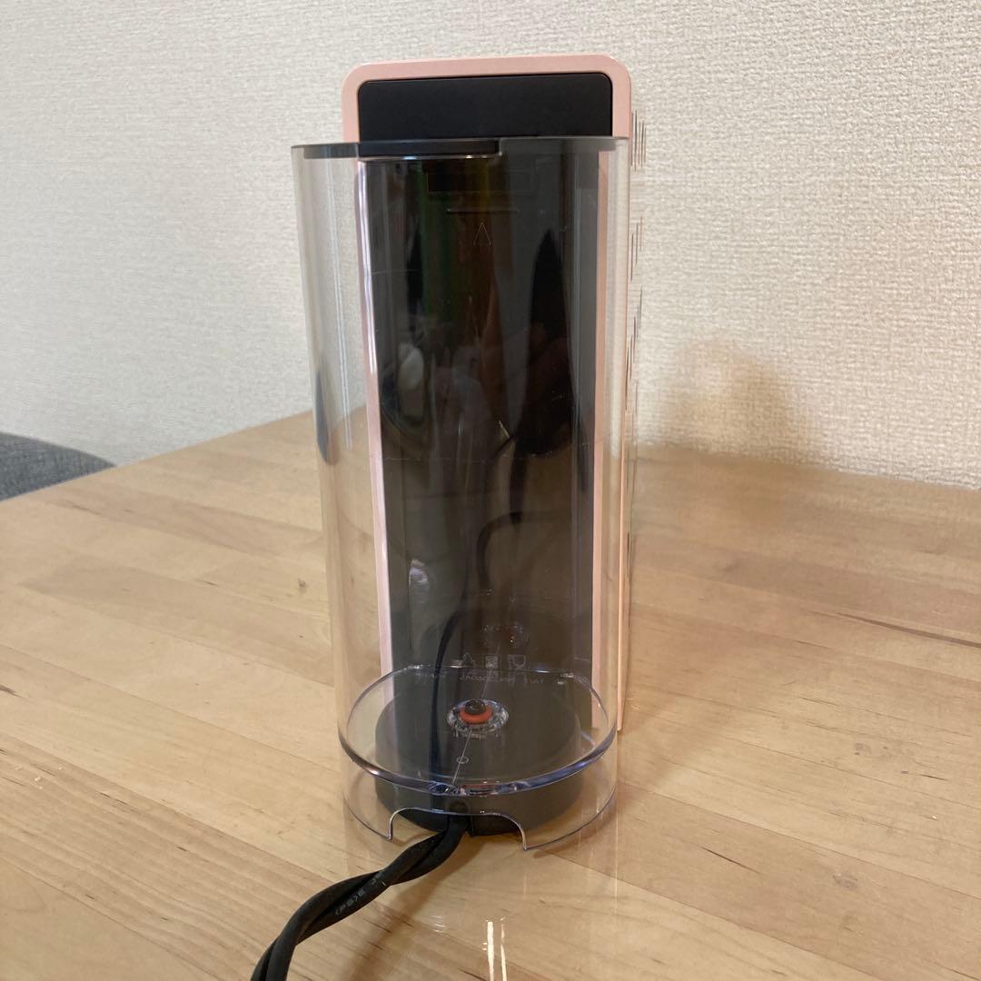 【数量限定品】ネスプレッソ エッセンサミニ キアラ•フェラーニコラボ