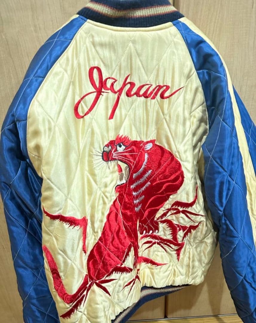 東洋エンタープライズ　スカジャン　ベロア　髑髏蛇