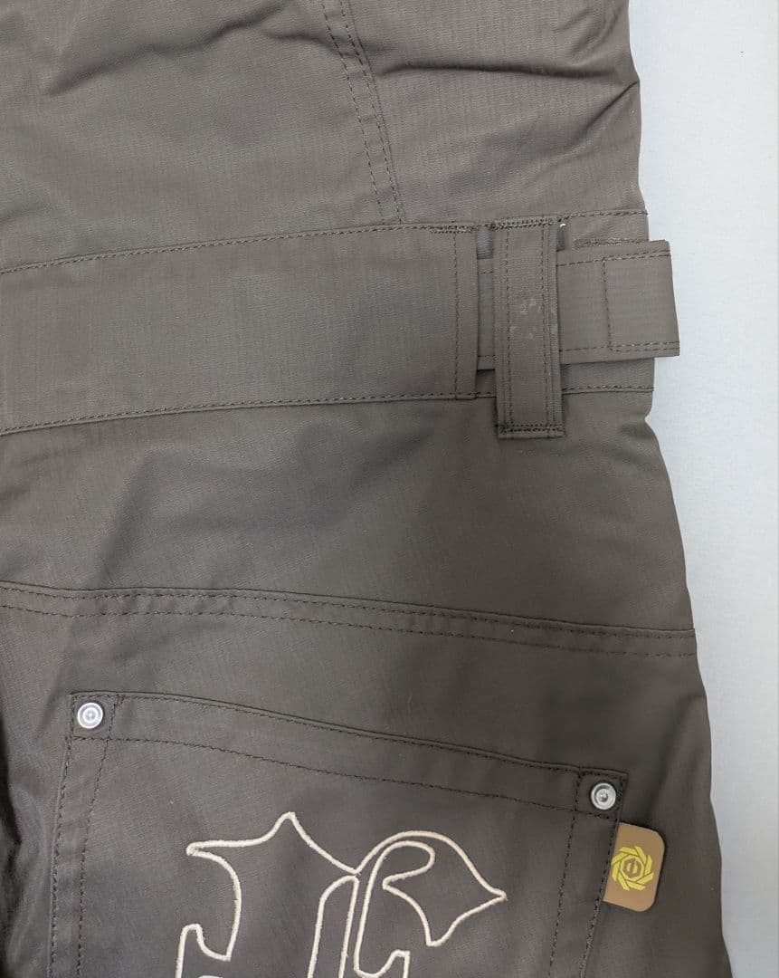 ESTIVO　スノーボードウェア　ダークブラウン　メンズ　つなぎ