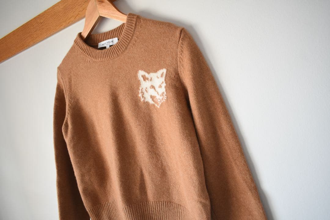 メゾンキツネ 25AW 定価6万フォックスヘッドインターシャレギュラージャンパー