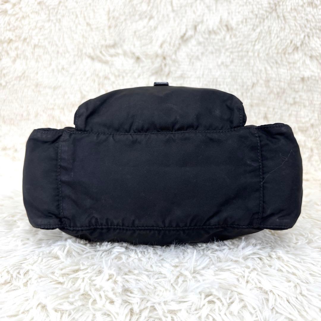 プラダ ショルダーバッグ y2k 00s archive三角ロゴ ナイロン 黒