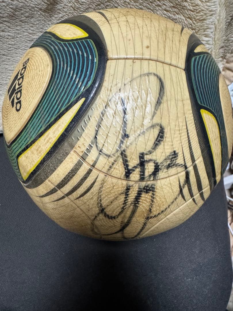 d*e様 adidas Speedcell サッカーボール ジャブラニ　サイン入