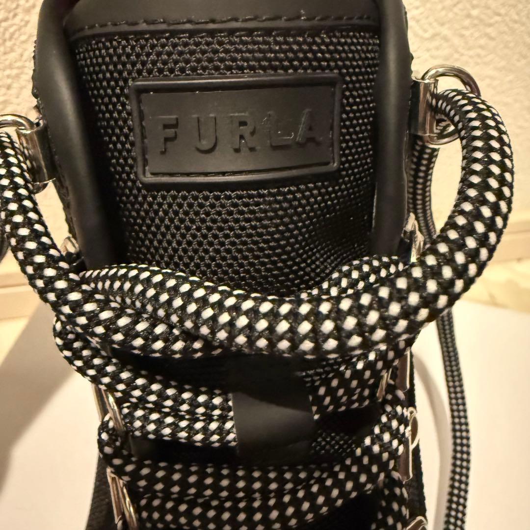 FURLA フルラ ハイカットスニーカー マウンテンブーツ