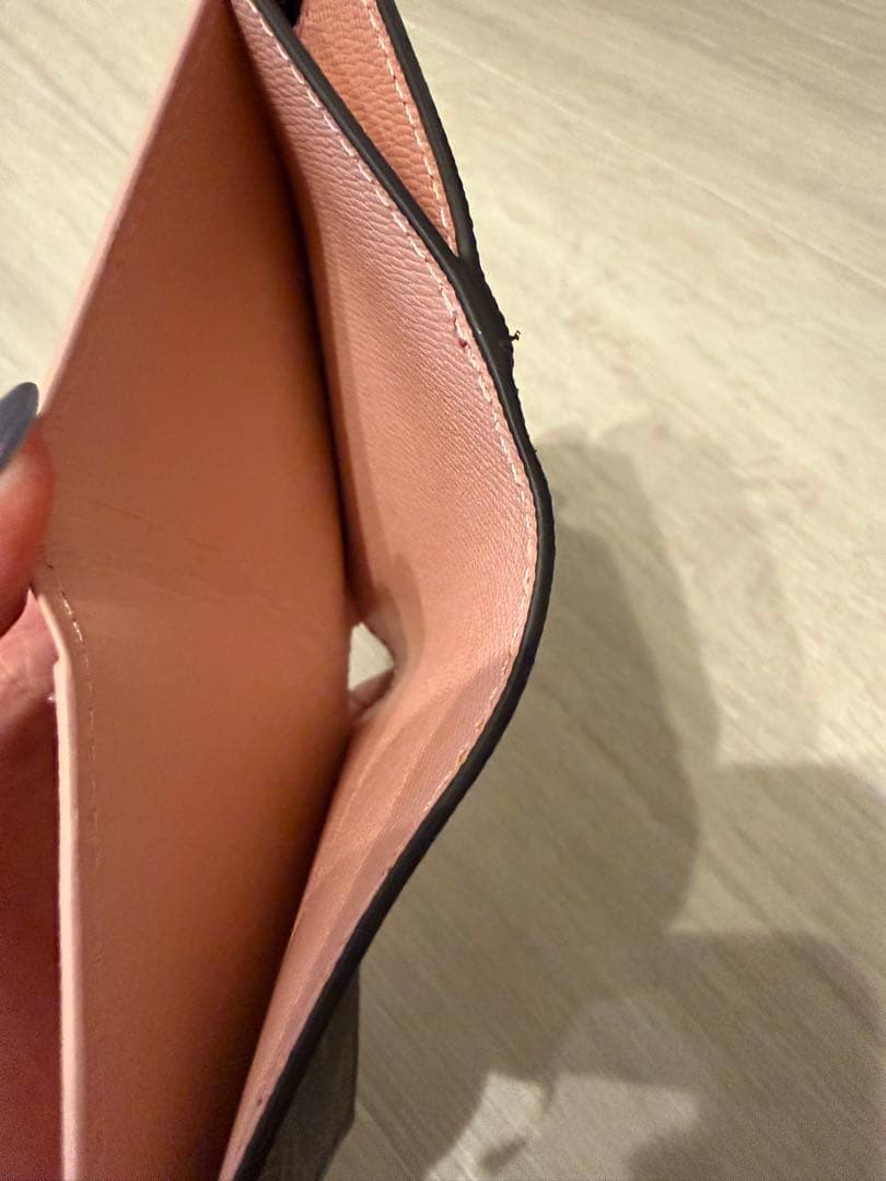 LOUIS VUITTON ノベルティ二つ折り財布 ブラウン