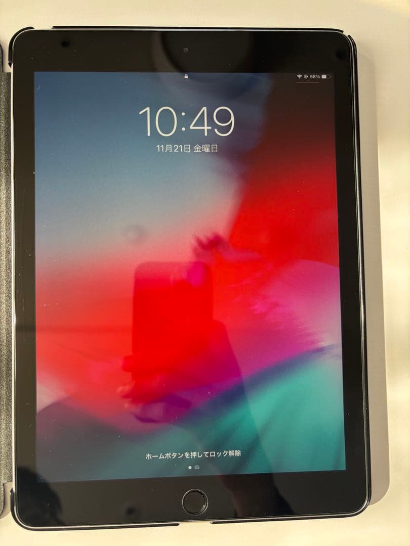 【スコスコ侍】Apple iPad第６世代9.7インチ 本体+付属品