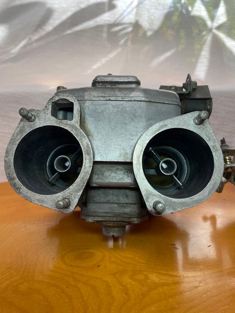 ダットサン　フェアレディSR311 SOLEXキャブレータ