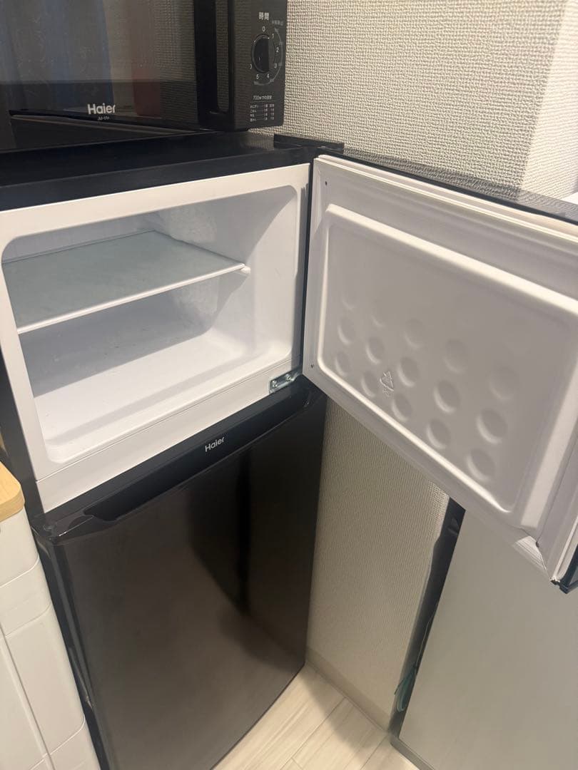 ブラック冷蔵庫 上部冷凍室付き※3/15までに配送完了ができる方限定