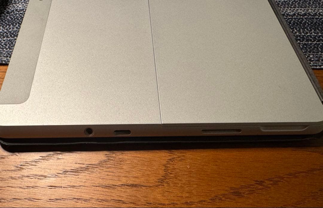 【値下げ中！！】Microsoft Surface シルバー タイプカバー付き