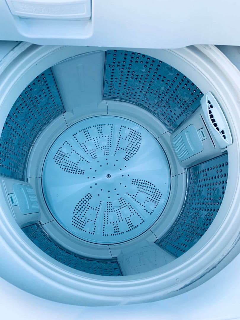 ♦HITACHI 全自動電気洗濯機【2015年製】BW-9WV