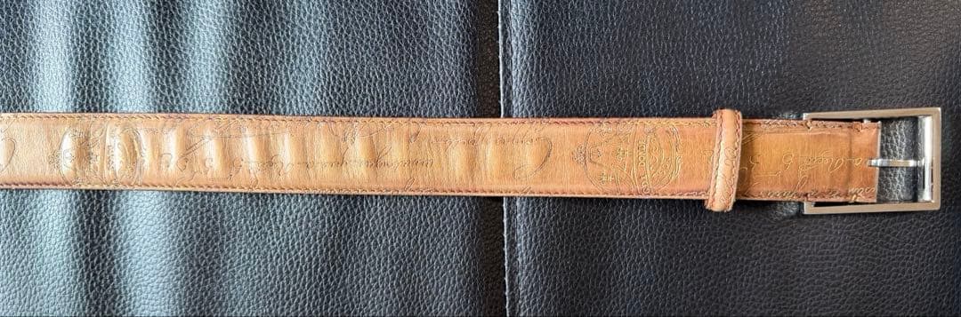 ベルルッティ レザーベルト ゴールデンパティーヌ ホールマーク美品 純正巾着付