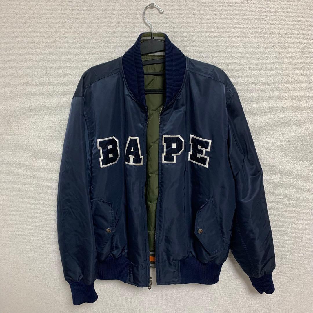 【美品】A BATHING APE（ア・ベイシング・エイプリバーシブルスカジャン