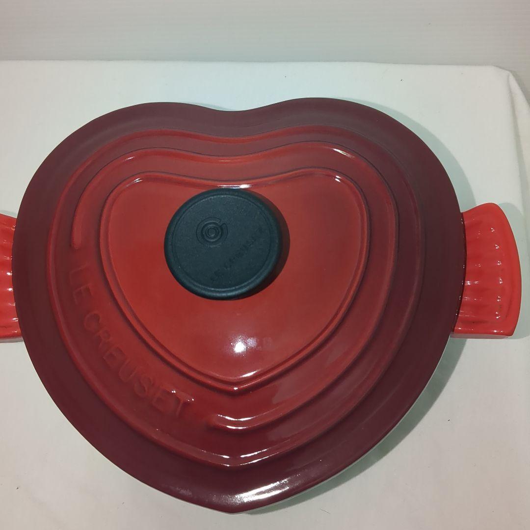 【新品未使用】LE CREUSET　ハート型 両手鍋 レッド　箱・説明書付き