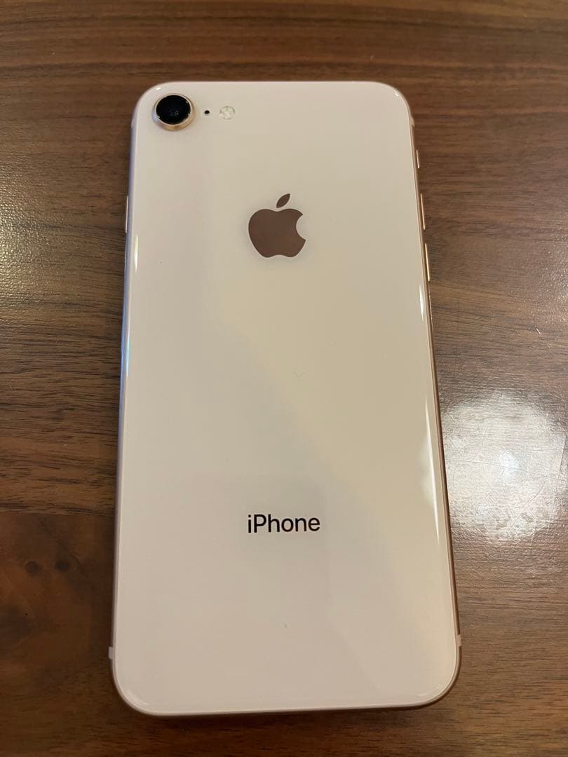 Apple iPhone 8 ゴールド 本体　64G