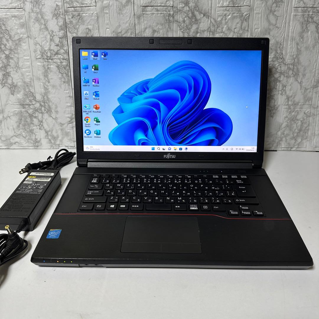 FUJITSUノートパソコン　DVD Windows11Pro オフィス付き