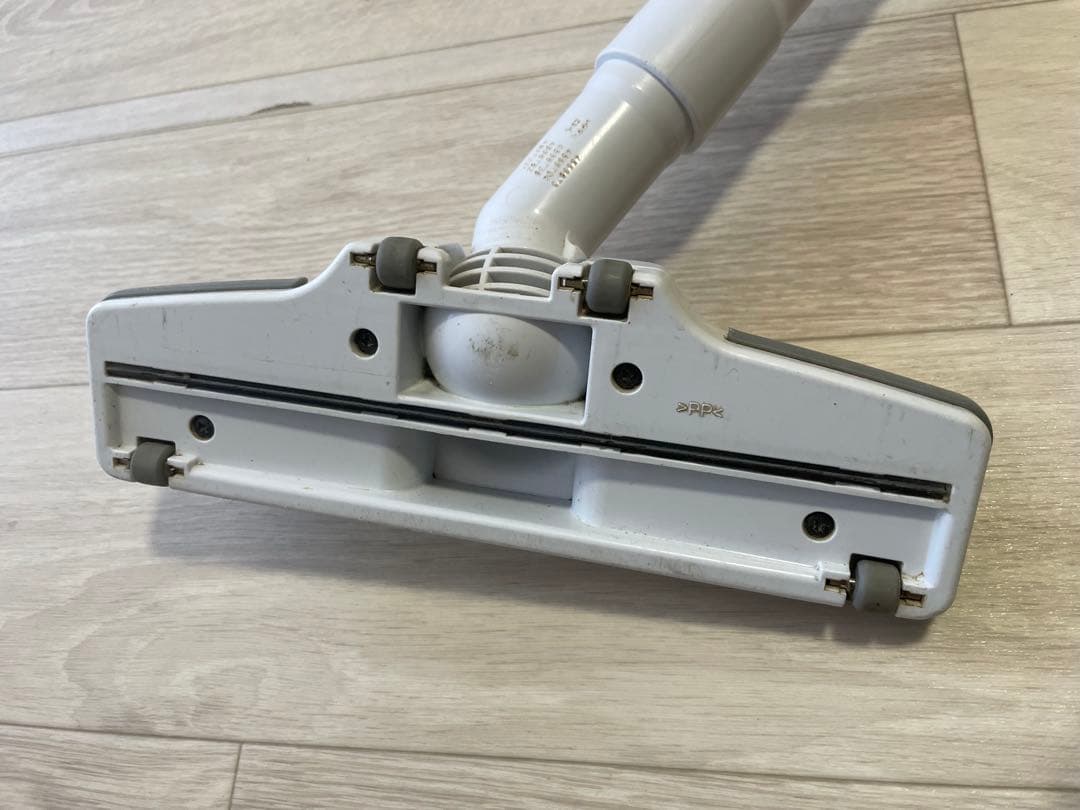 Makita コードレス掃除機 CL182FD