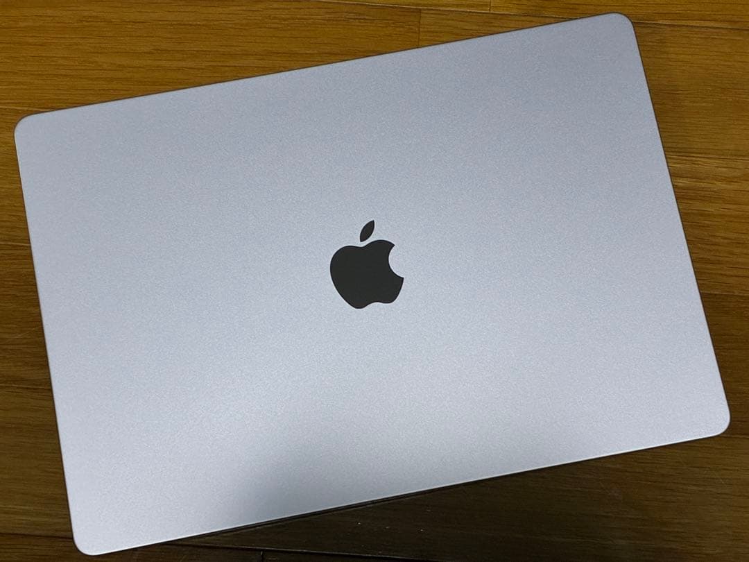 【超美品】MacBook Air M3 16GB 512GB（シルバー）