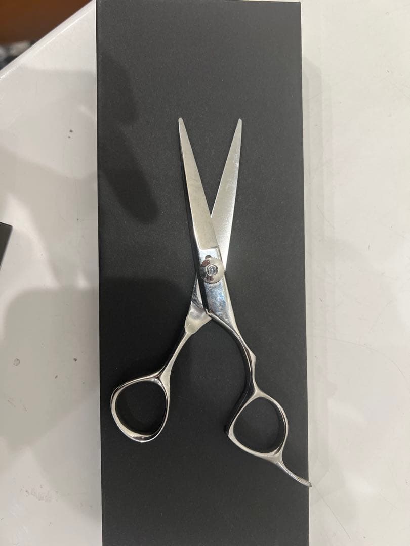 Mizutani ハンドメイド シザー 日本製　5.5インチ