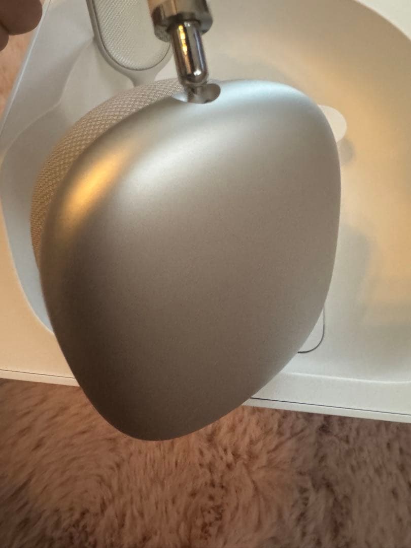 AirPods MAX シルバー　103