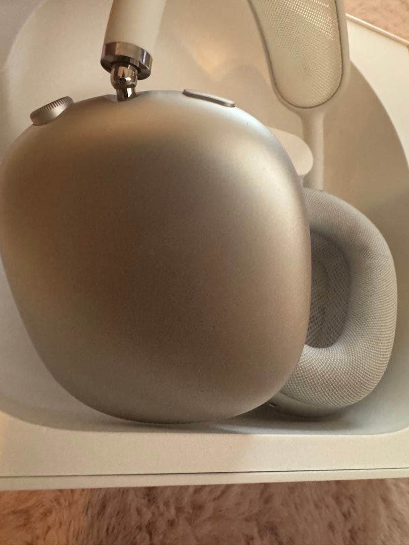 AirPods MAX シルバー　103