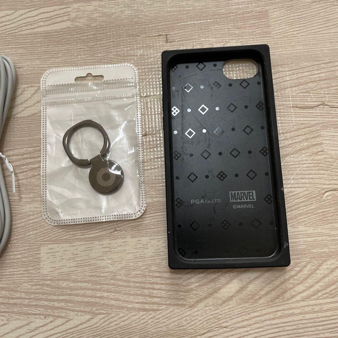 Apple iPhone SE (第2世代) 64GB simフリー　おまけつき