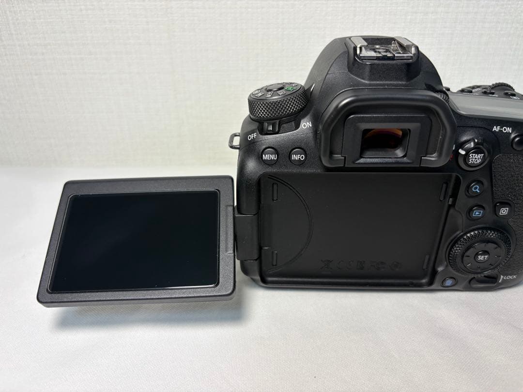 美品　Canon EOS 6D MarkⅡ