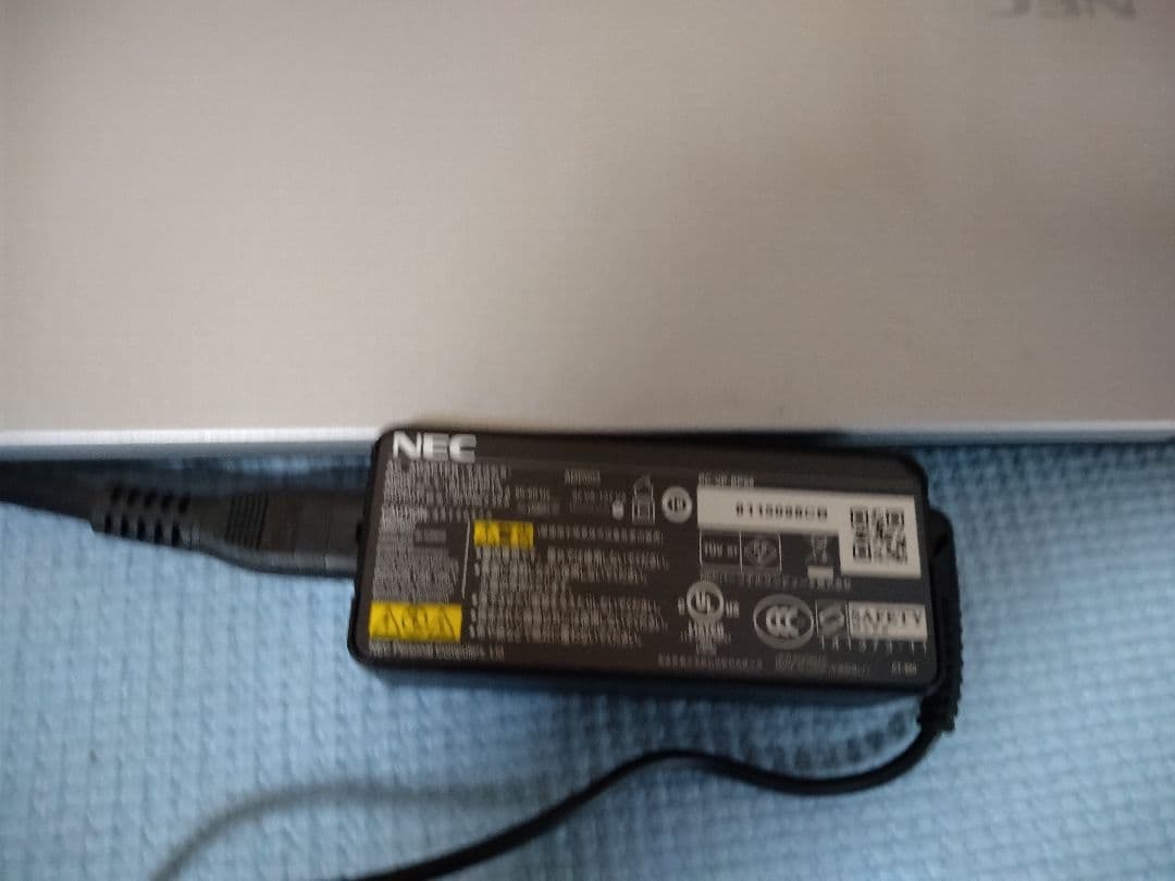 軽快☆NEC VK23LB-Y i3-6100U SSD256GBメモリ8GB