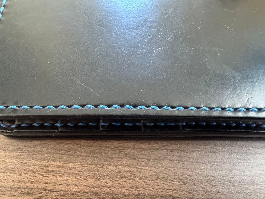 トラッカーズウォレット　ビーズ屋