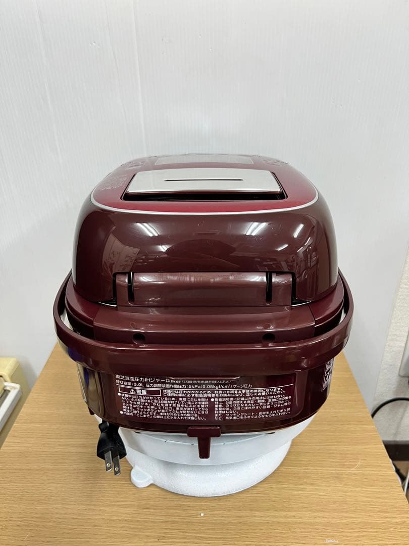 TOSHIBA 東芝 真空圧力IH炊飯器 RC-10VXM 5.5合2019年齢