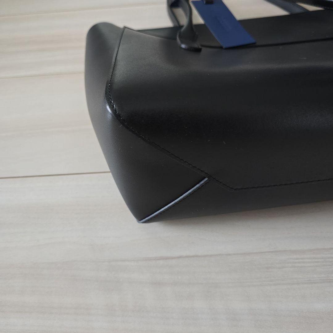 美品 バーニーズニューヨーク 黒 レザー トートバッグ