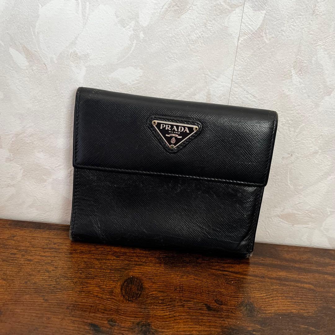 PRADA プラダ サフィアーノ レザー 三角プレート 三つ折り財布 ミニ財布