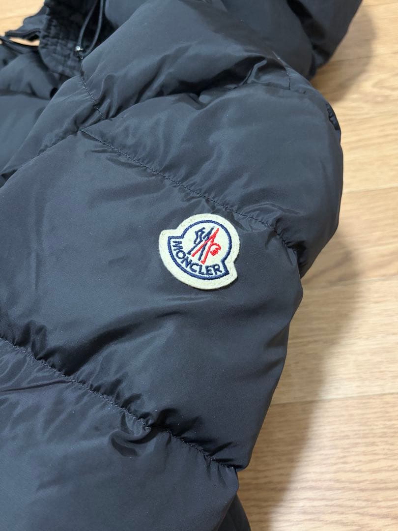23-24AW モンクレール AVOCETTE 型番I ダウンジャケット 00