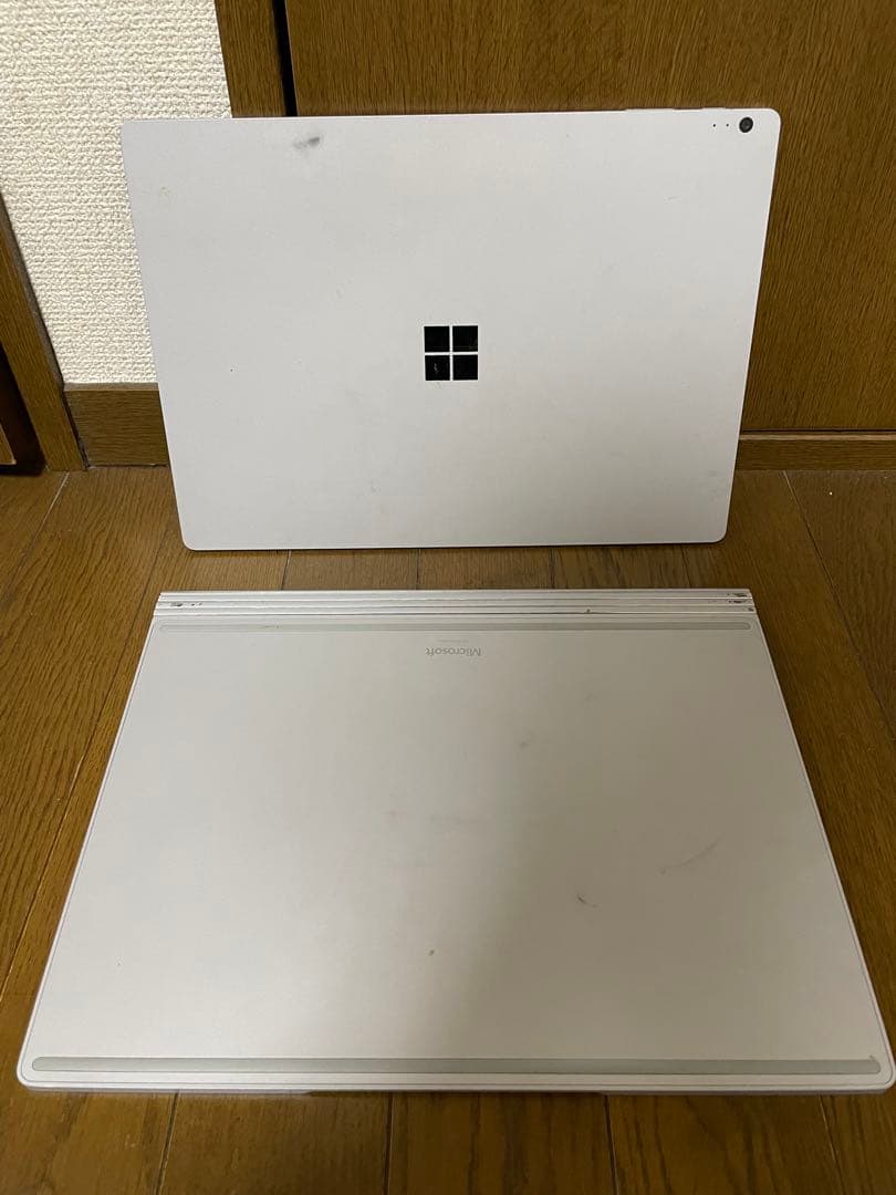 Microsoft Surface Book シルバー 本体 箱付き　初期化済み