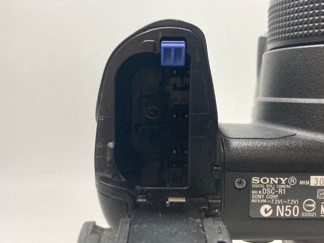 美品　SONY　Cyber-shot　DSC-R1　撮影例有　l01a273dd