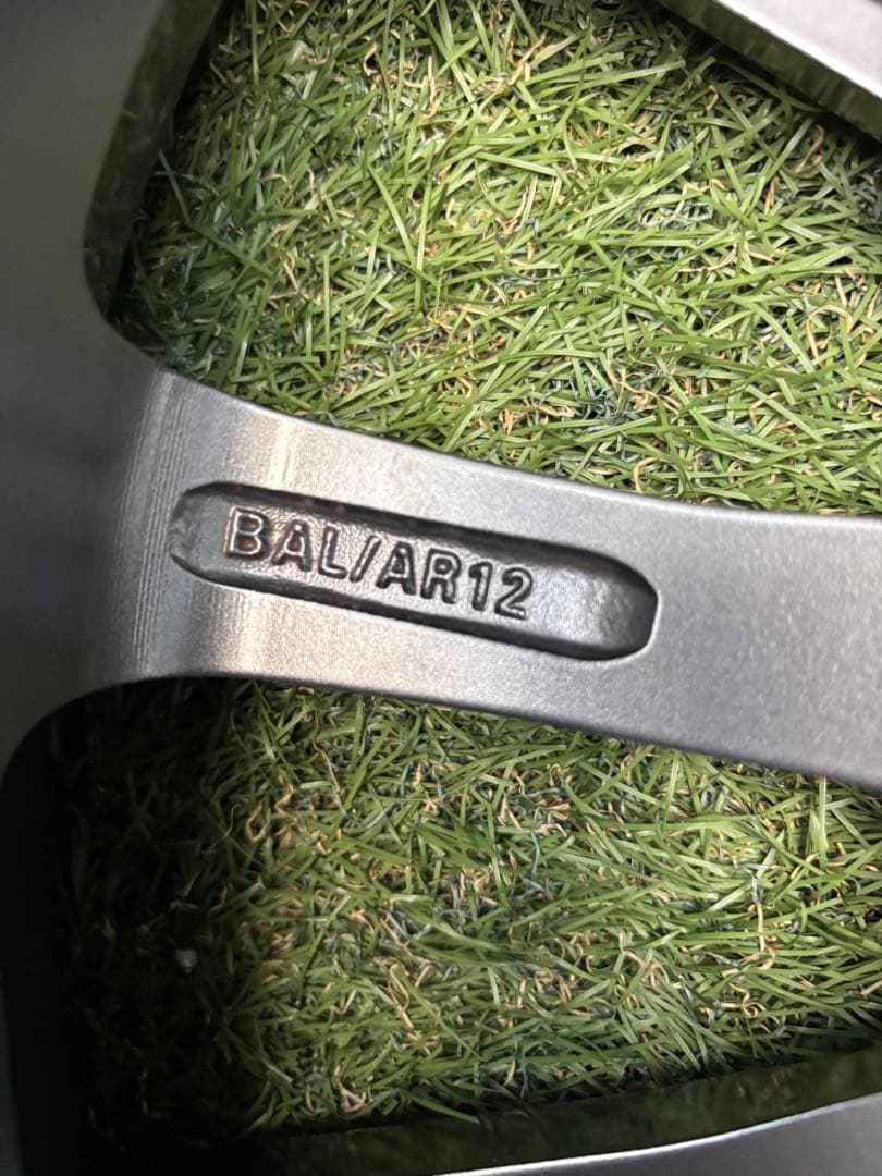 ブリヂストン スタッドレスタイヤBLIZZAK DM-V3 225/65R17