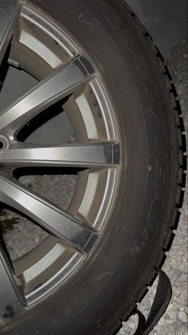 80ハリアー　17インチスタッドレス　4本