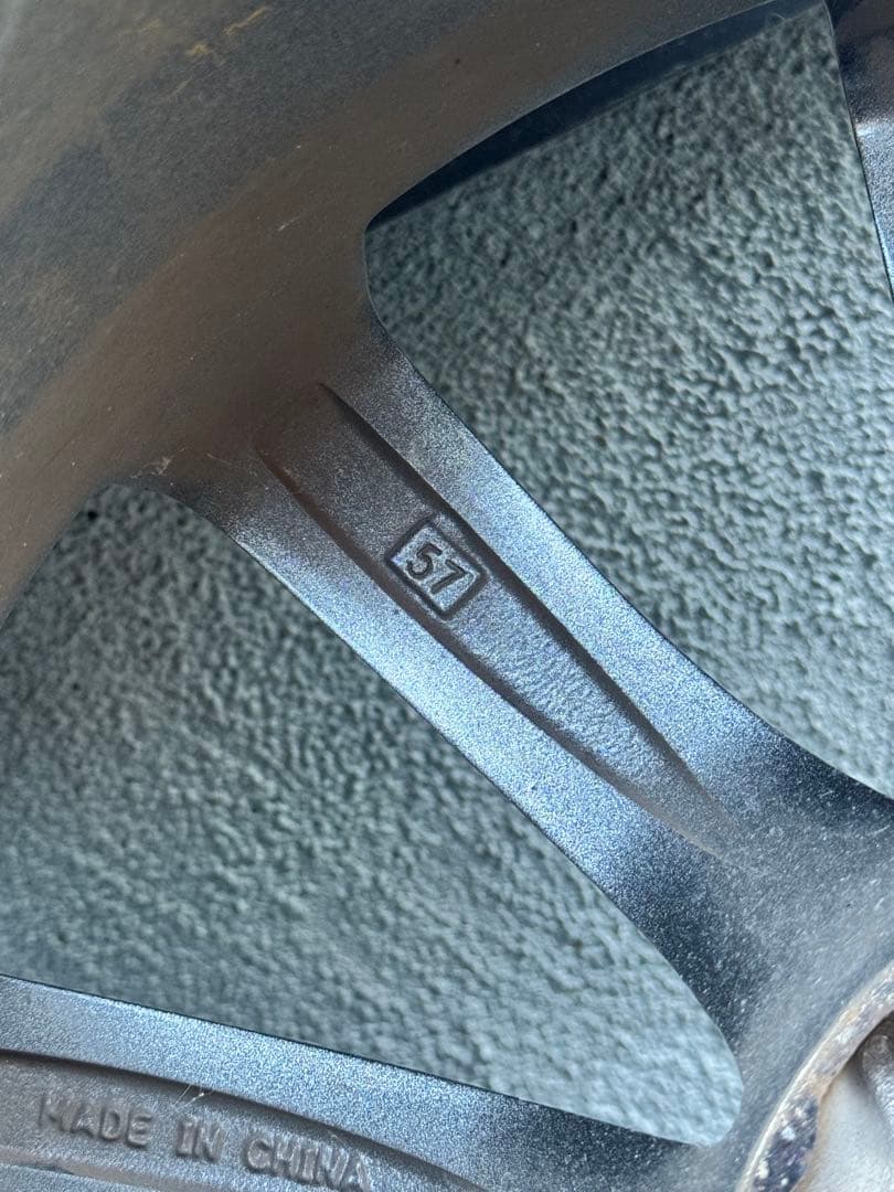 80ハリアー　17インチスタッドレス　4本