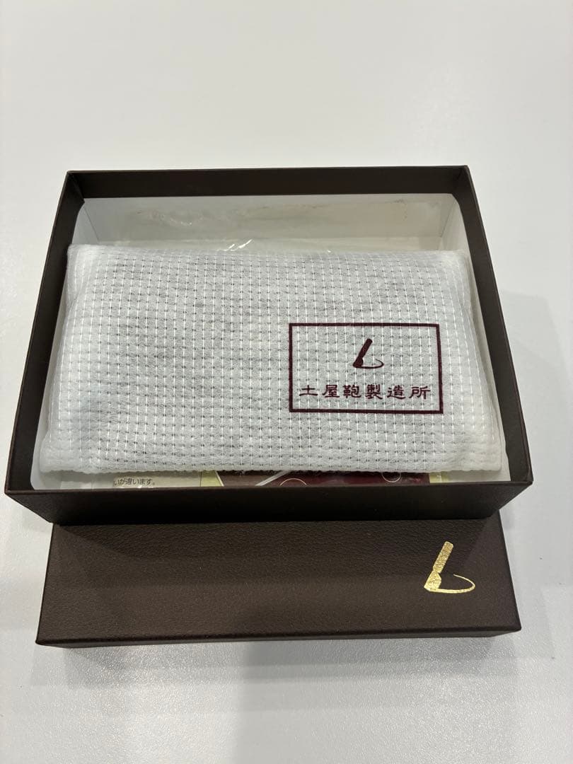 ブラウンレザー ケース　ディアリオ ツインケース