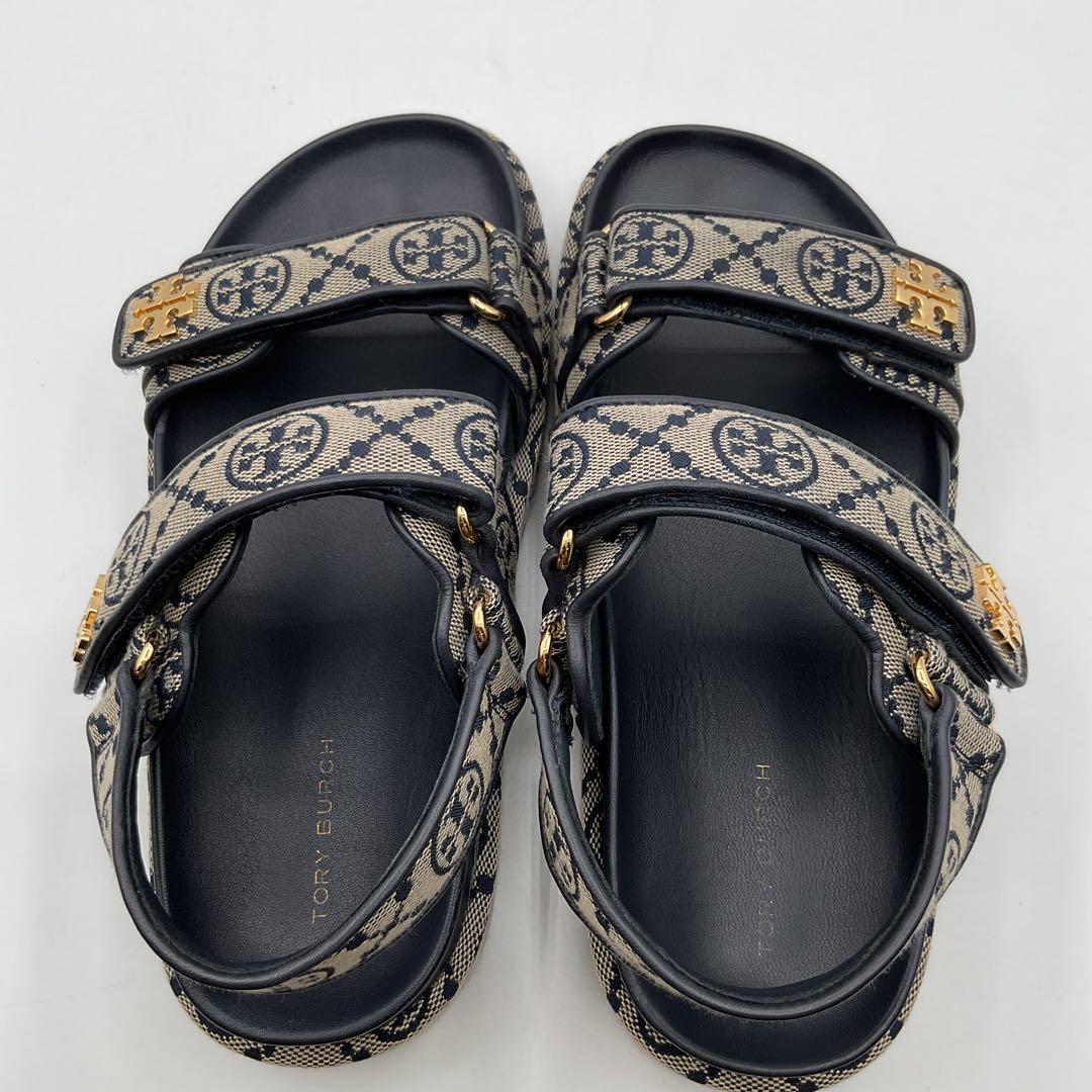 トリーバーチ サンダル Tモノグラム ゴールド カーキ キャンバス 23cm