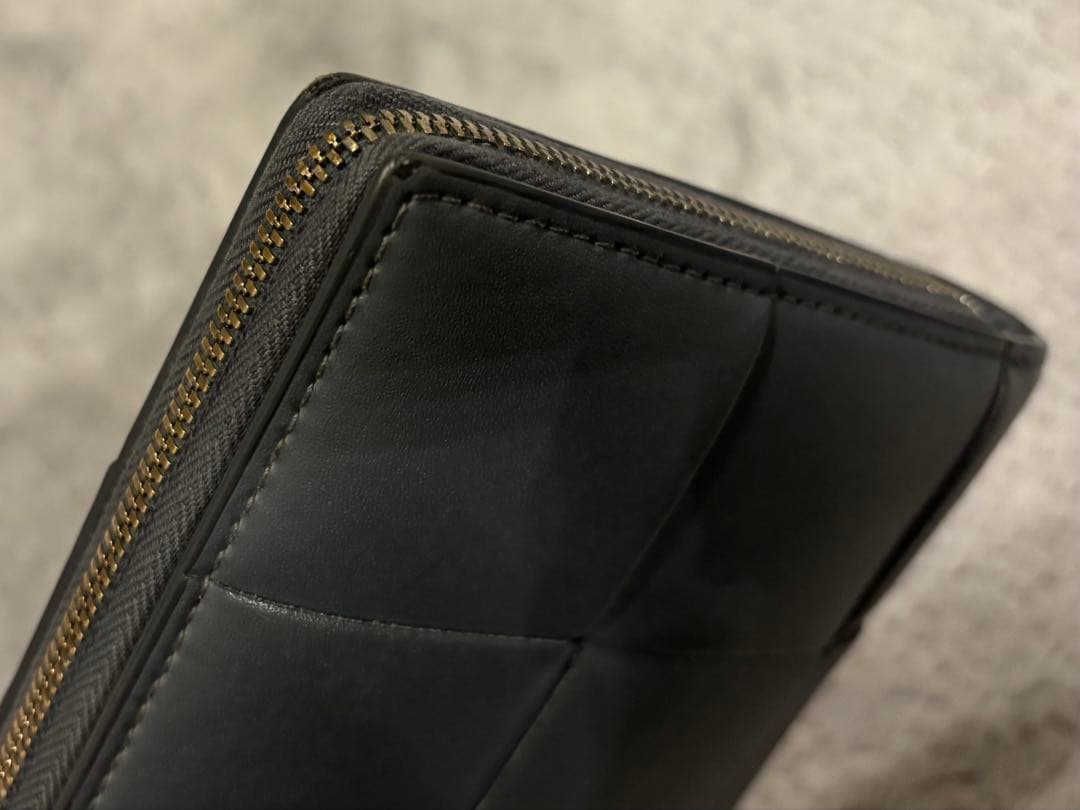 BOTTEGA VENETA 長財布　カセット ラウンドジップ